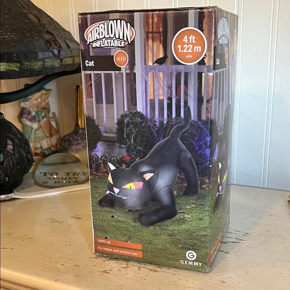 Gemmy Airblown inflatable Halloween cat 4ft